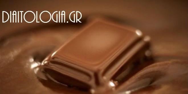 Πρωινό στις εξετάσεις: στυλό, νερό, χαρτομάντιλα και…σοκολάτα!